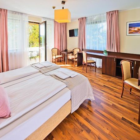 Hotel Olymp II Kołobrzeg Exterior foto